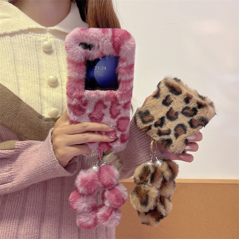 Fashion Leopard Print Fluffy P – обзор и цена Phone Cases Casely